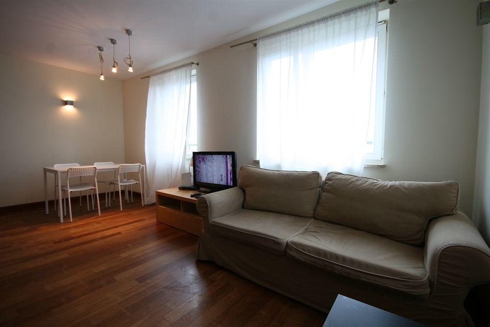 Lucka Residence วอร์ซอ ภายนอก รูปภาพ
